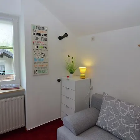 Stryck Apartment *